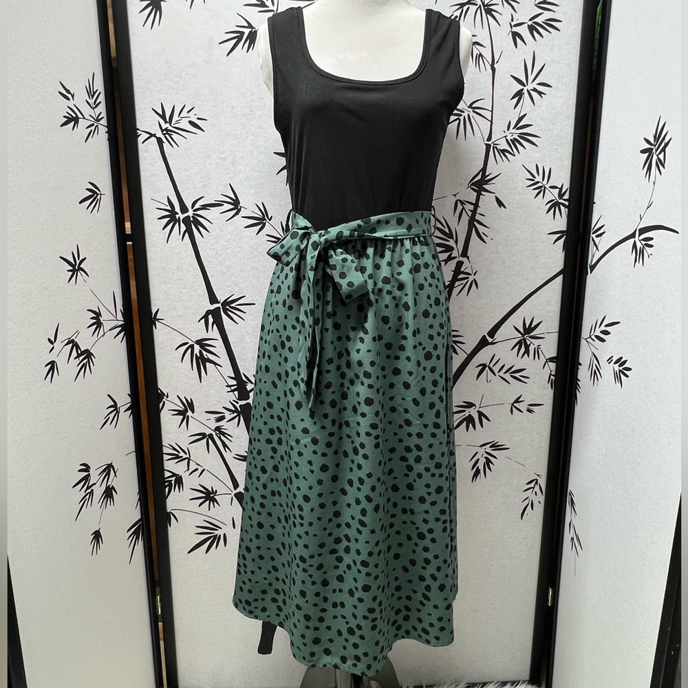 🐝 Shein Leopard Print Dress - Medium